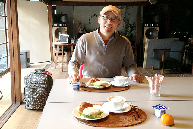 shareokusawa_breakfast.jpg