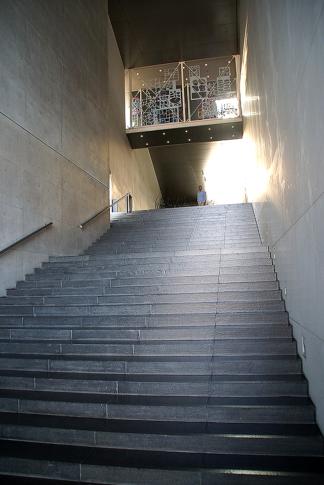 mimoca16_stair2.jpg