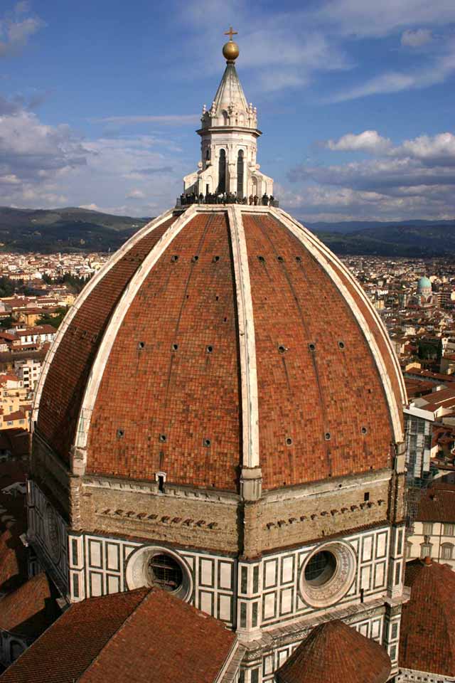 View_of_the_Duomo's_dome,_Florence.jpg