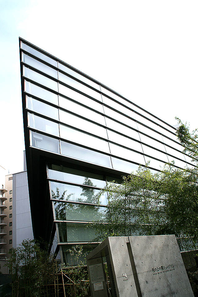 matsuyama_sakanouenokumomuseum2.jpg